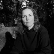 Maria Grudéus-puff.png