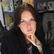 Sara Gewalt-puff.png