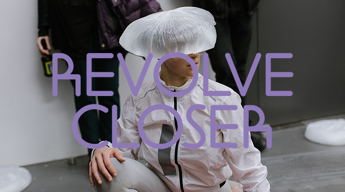 puff-logga Deva Schubert LEAKS, photo Diana Pfammatter 2_72.jpg