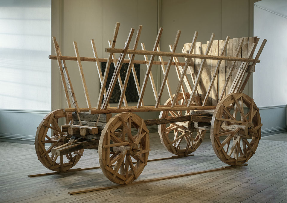 Ingolf Kaiser, Vagn för flyende, 1982. Foto Pär Fredin Ingolf Kaiser, Vagn för flyende, 1982. Foto Pär Fredin